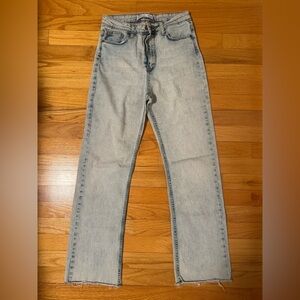 Women’s Light Wash Denim Jeans